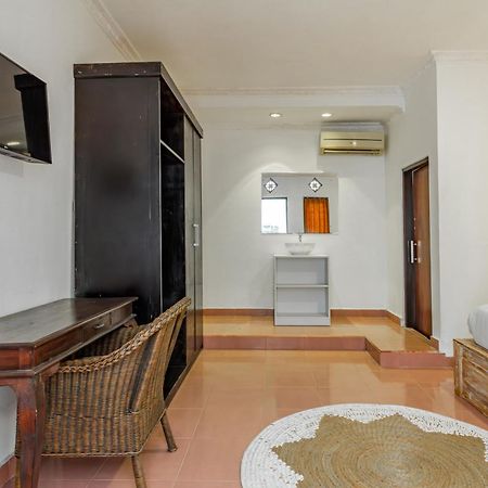 Capital O 93944 Geweka Homestay ジンバラン エクステリア 写真