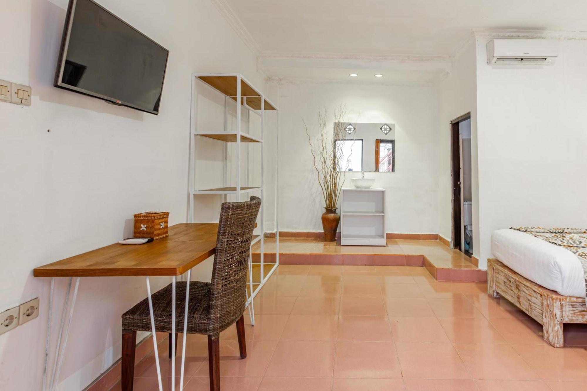 Capital O 93944 Geweka Homestay ジンバラン エクステリア 写真