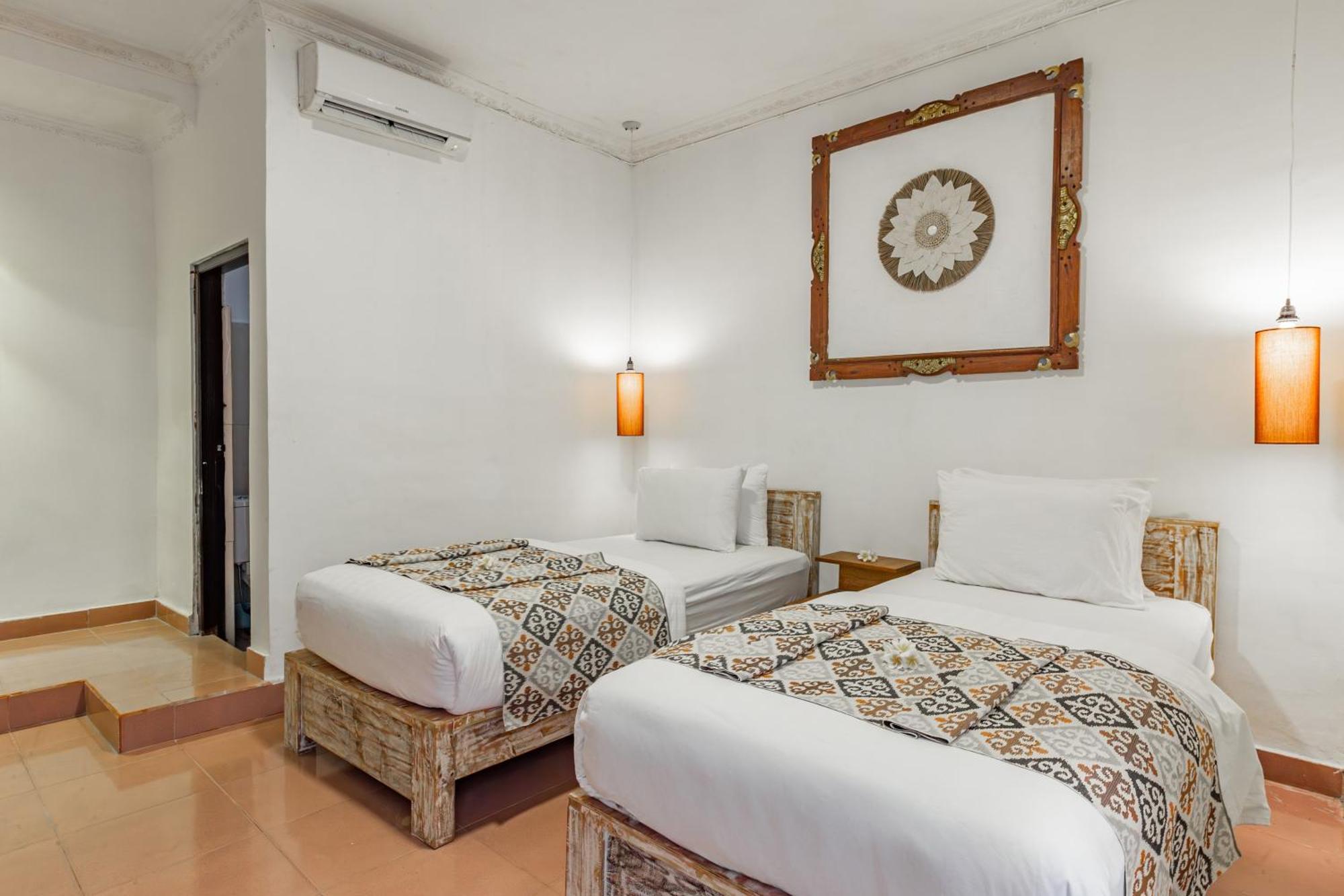 Capital O 93944 Geweka Homestay ジンバラン エクステリア 写真