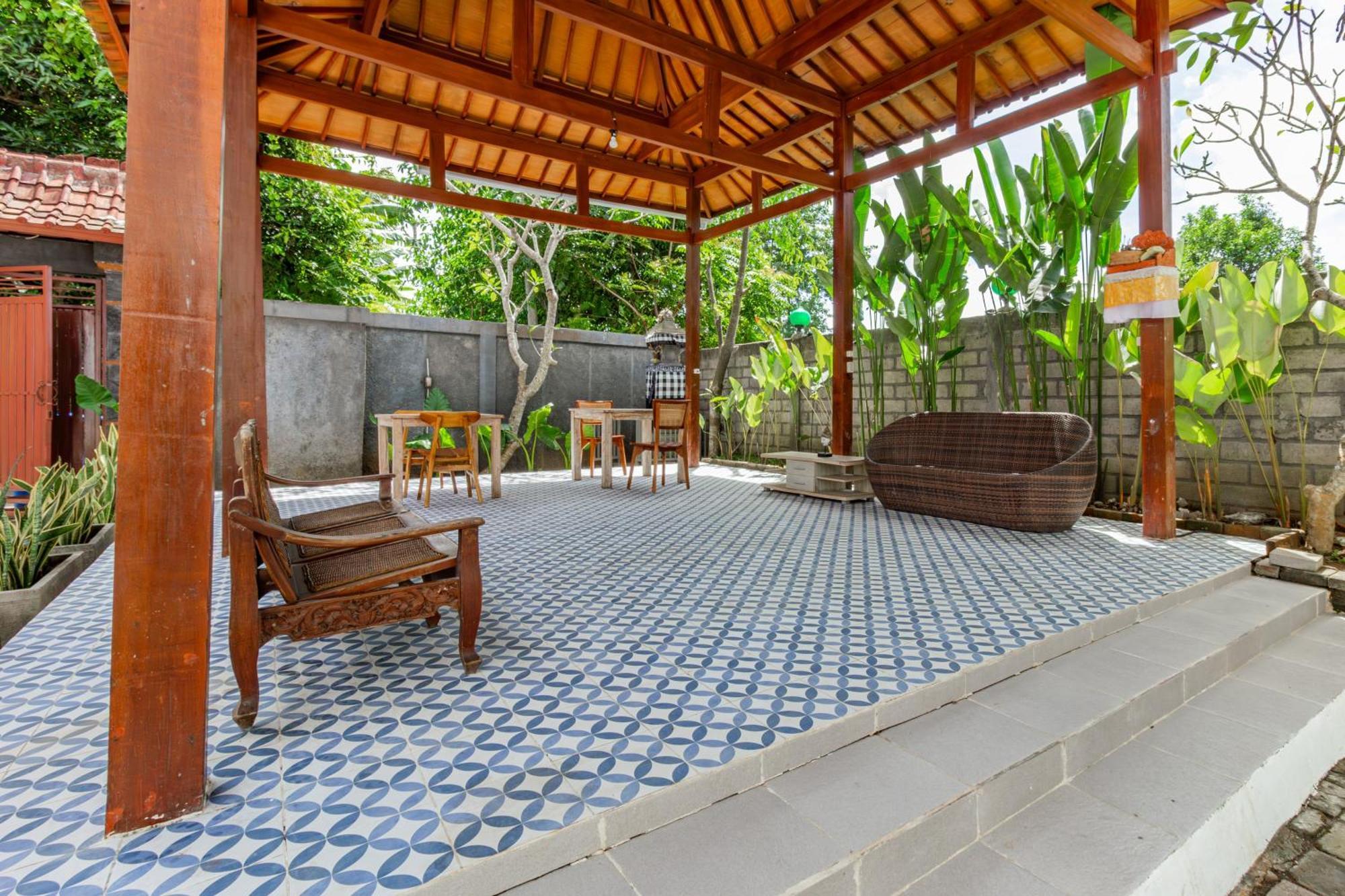 Capital O 93944 Geweka Homestay ジンバラン エクステリア 写真